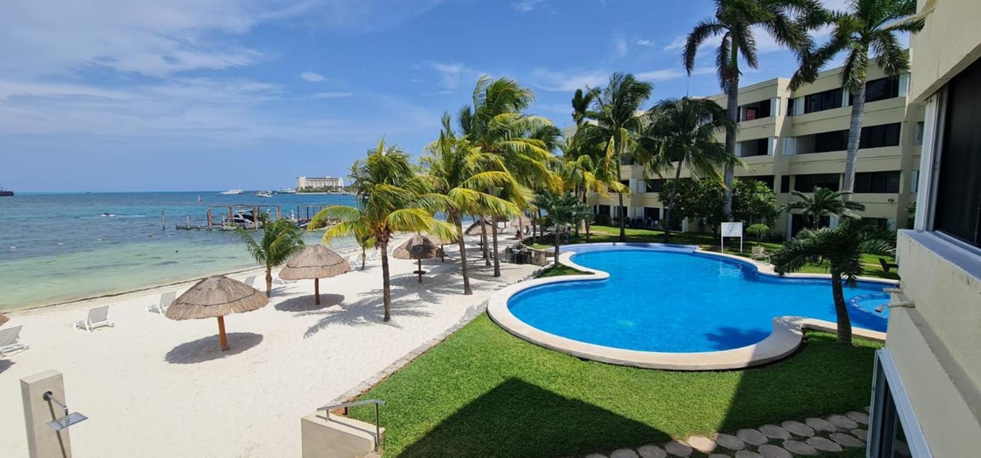 Oceanfront Condo At Unique Location Cancún Buitenkant foto