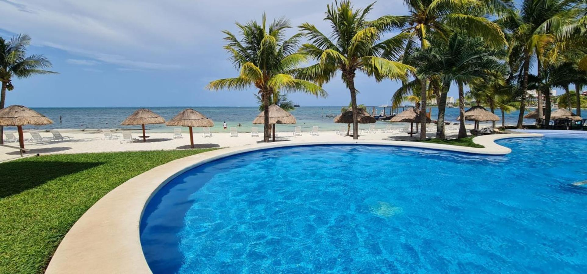 Oceanfront Condo At Unique Location Cancún Buitenkant foto